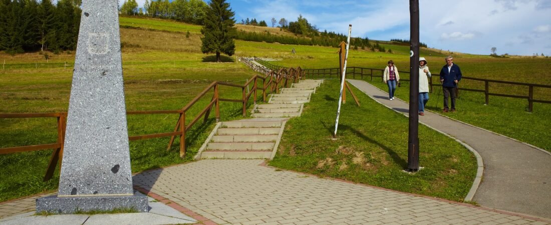 Jaworzynka i Trójstyk: geografia blisko codzienności